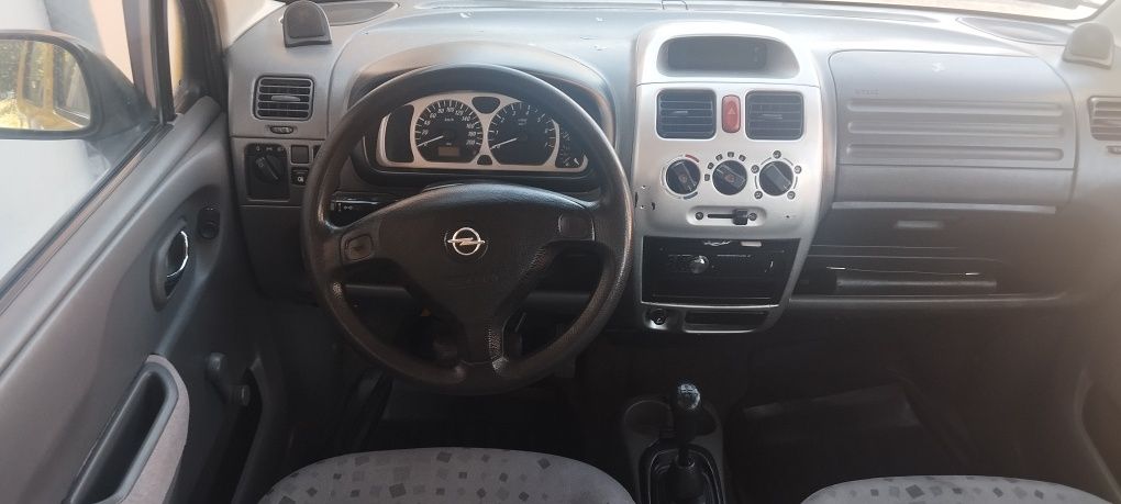 Opel Agila 1.2 16V 75 kM 2001 r. Długie Opłaty.