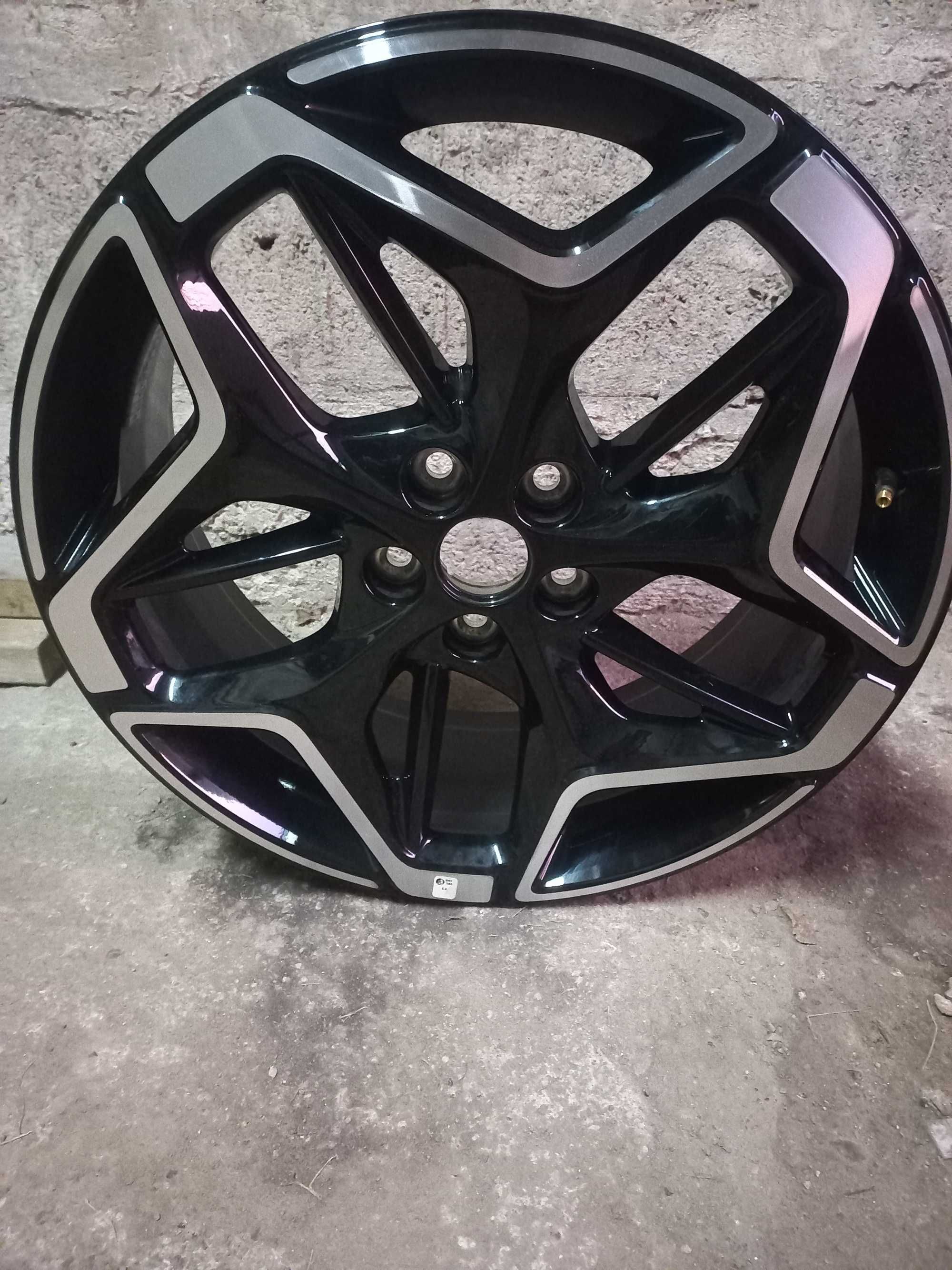 Sprzedam Felge Ford Kuga 3 2024-