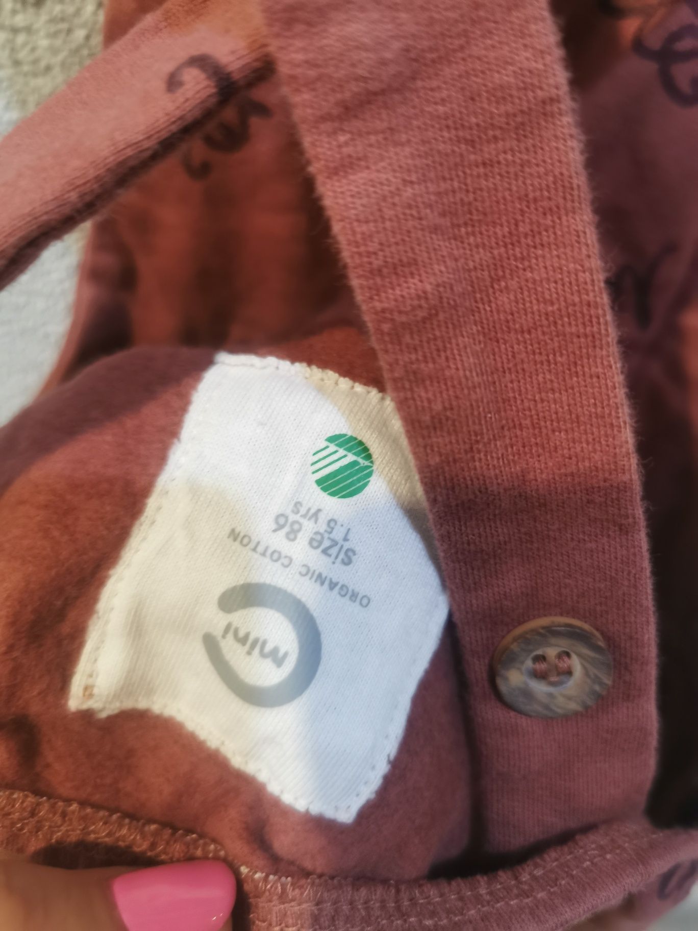 Sukienka ogrodniczka dla dziewczynki w idealnym stanie. Rozmiar 86
Zap
