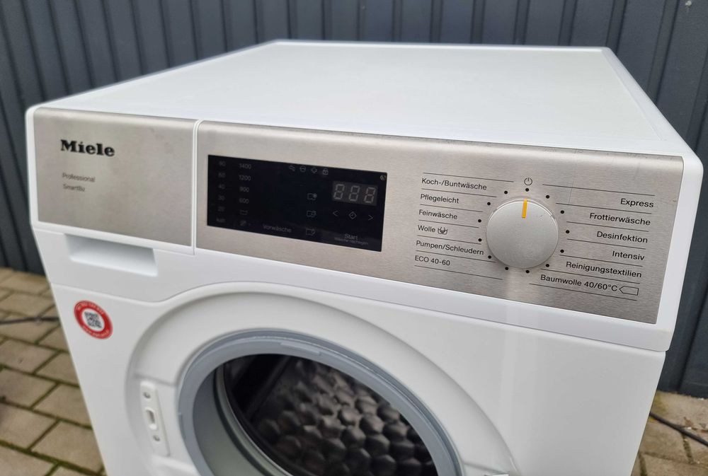 Zestaw Miele. Pralka Professional PWM 300 SmartBiz + suszarka PDR 300