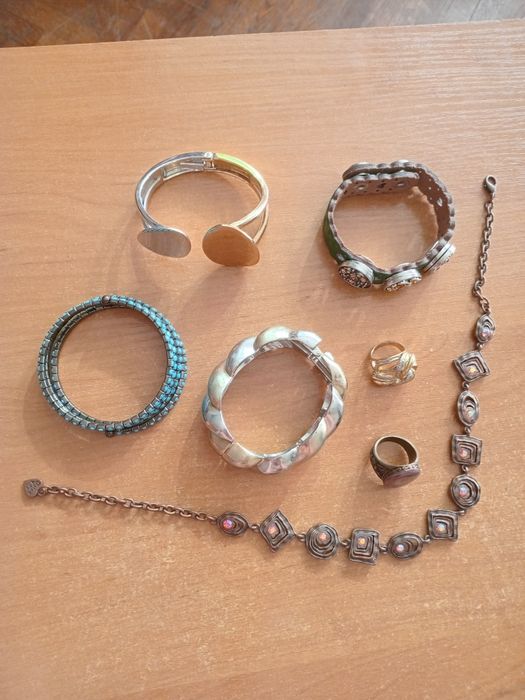 Біжутерія в гарному стані