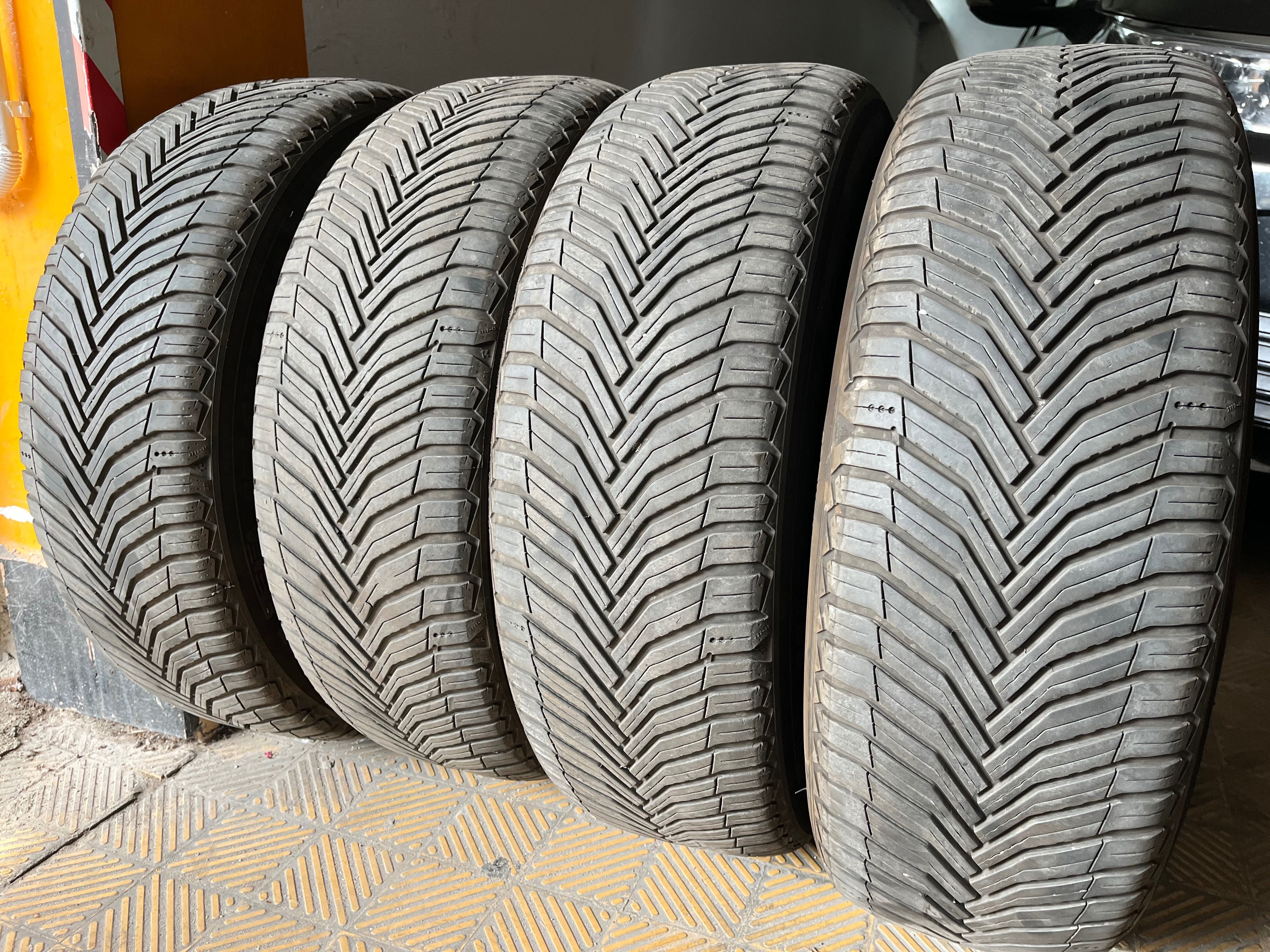 Opony wielosezonowe Michelin CrossClimate 2 215/65 R17 103 V XL
