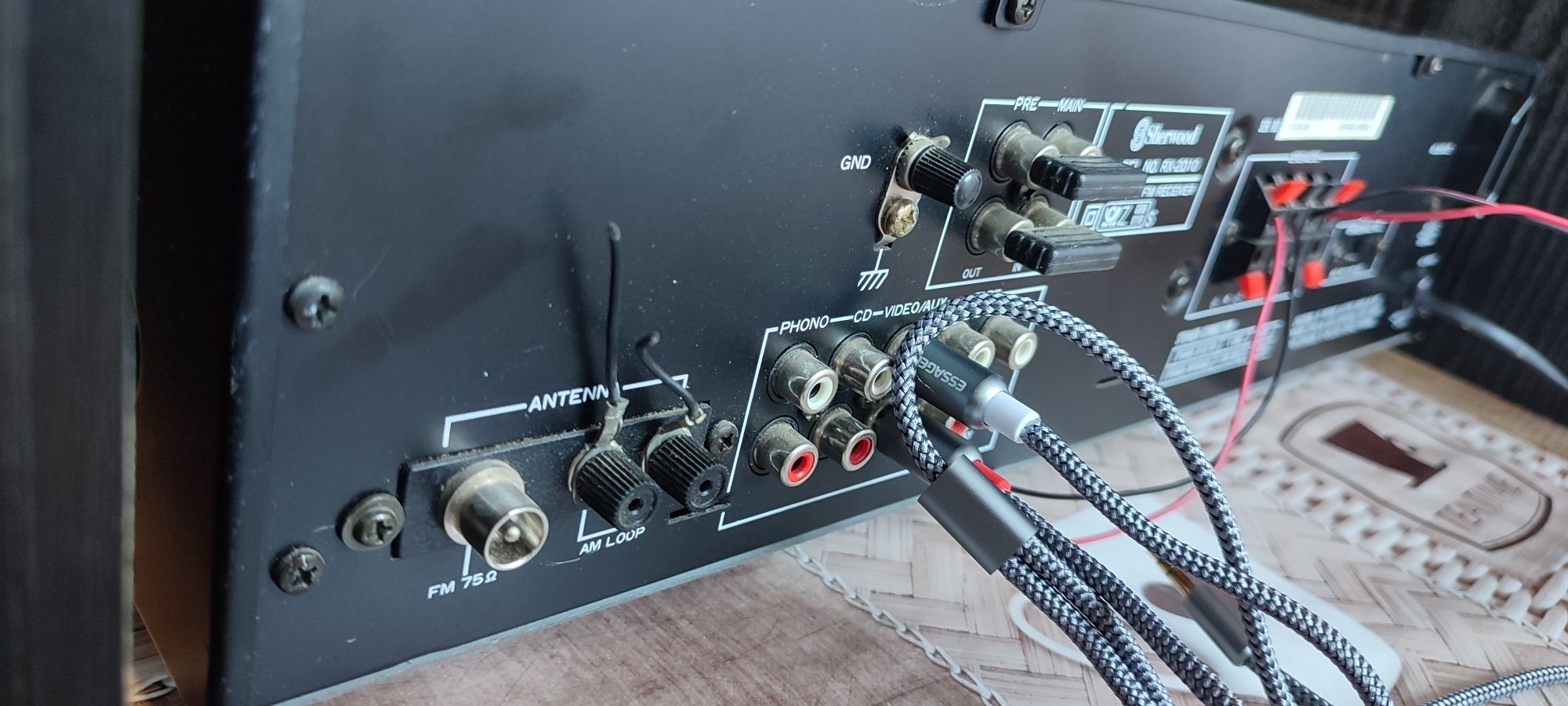 Sherwood RX-2010 i kolumny New Line 140