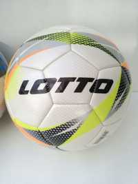 Bola de futebol Lotto, nova