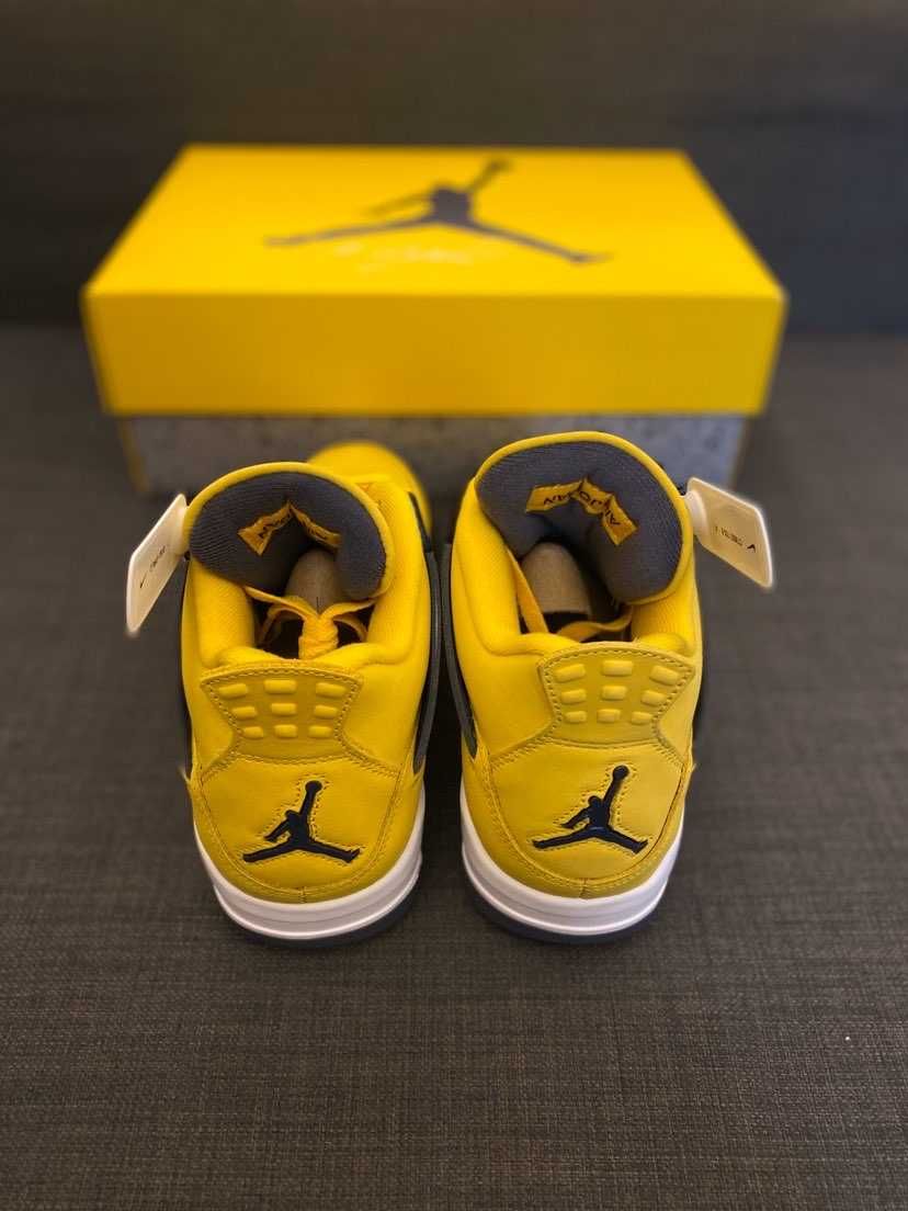 Jordan4Air4RetroLightning UnisexTrampki R.44