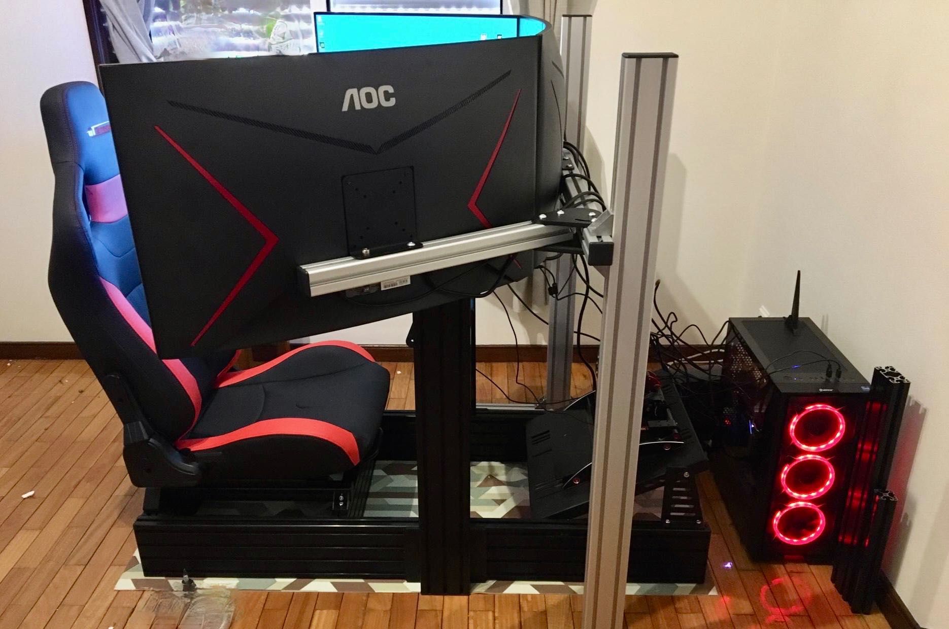 Sim Rig GTOmega + Fanatec + Triple Screen + PC Gaming–Excelente Estado