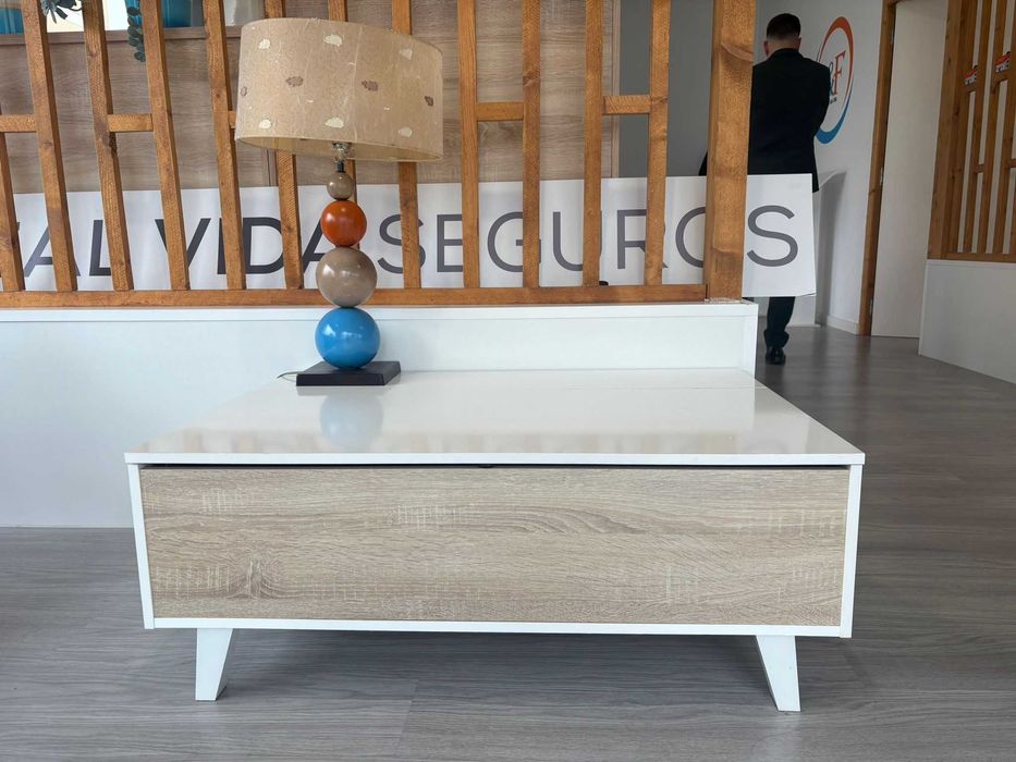 MESA DE CENTRO - como nova