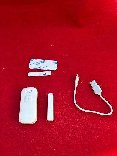 outlet detektor otwarcia konyks senso charge 2 wi-fi smart home