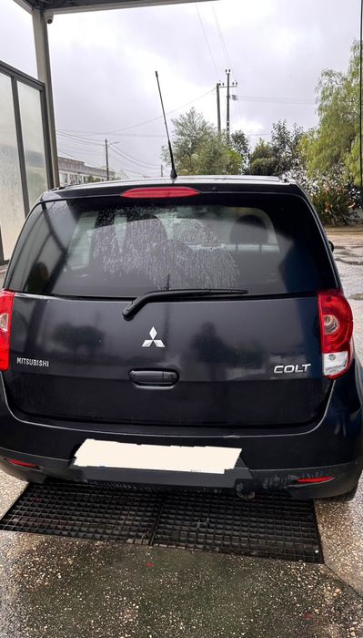 Mitsubishi colt 1.1 2009