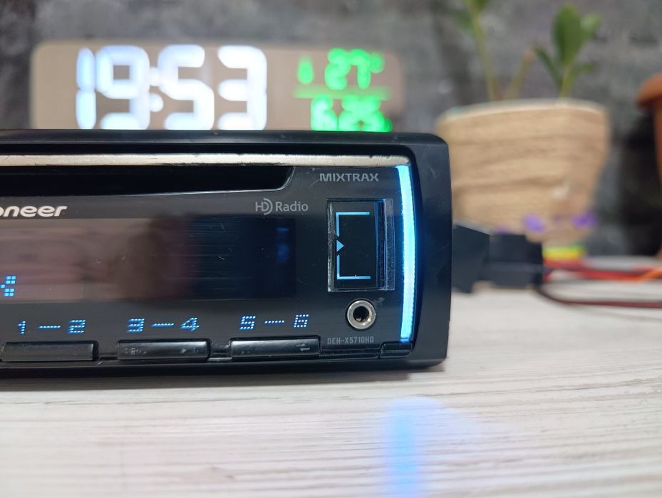 Bluetooth Pioneer deh-x5710hd