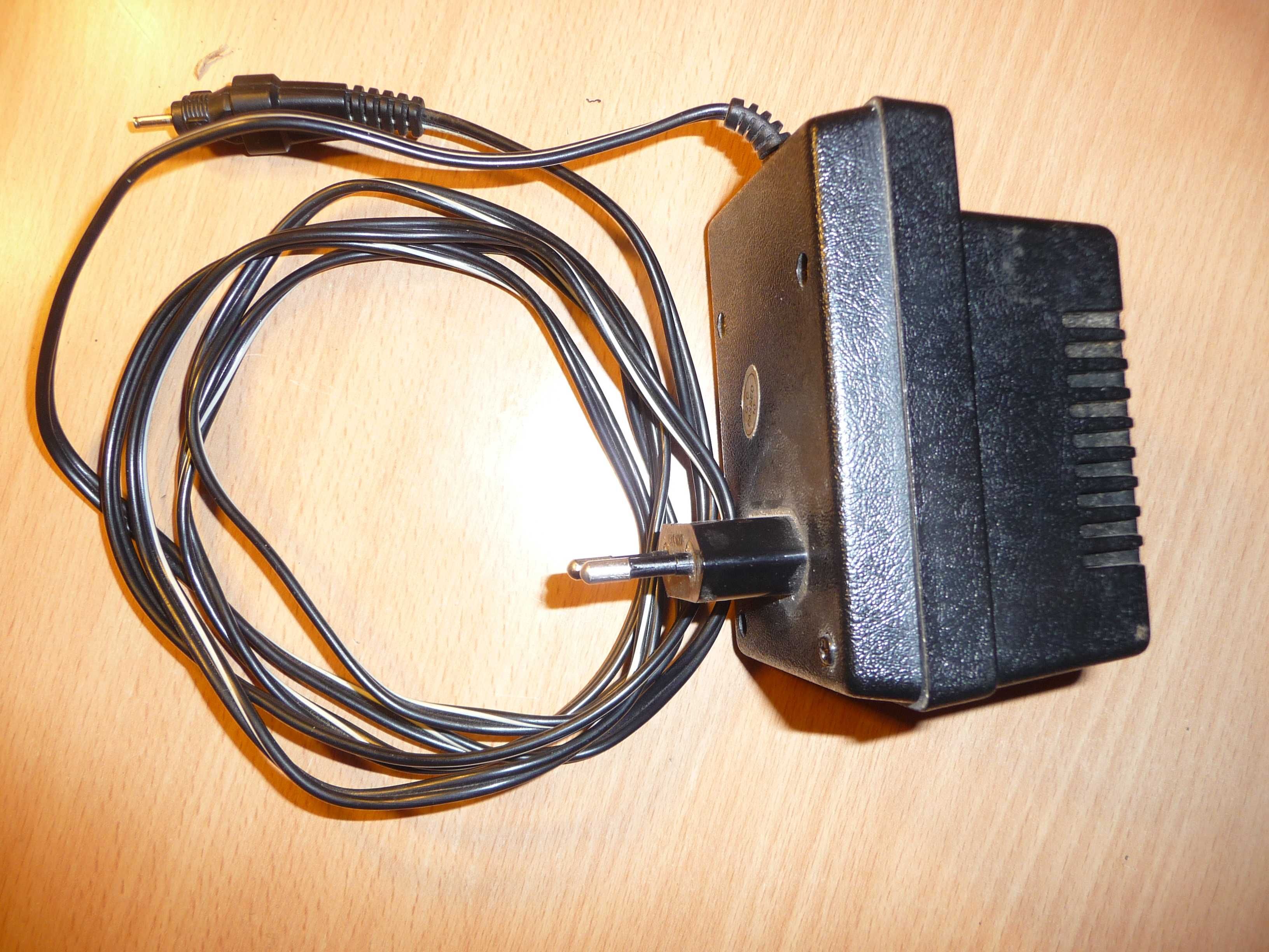 Nokia 6080. NokiaTV Mobile, Блок питания универсальный, Адаптер USB