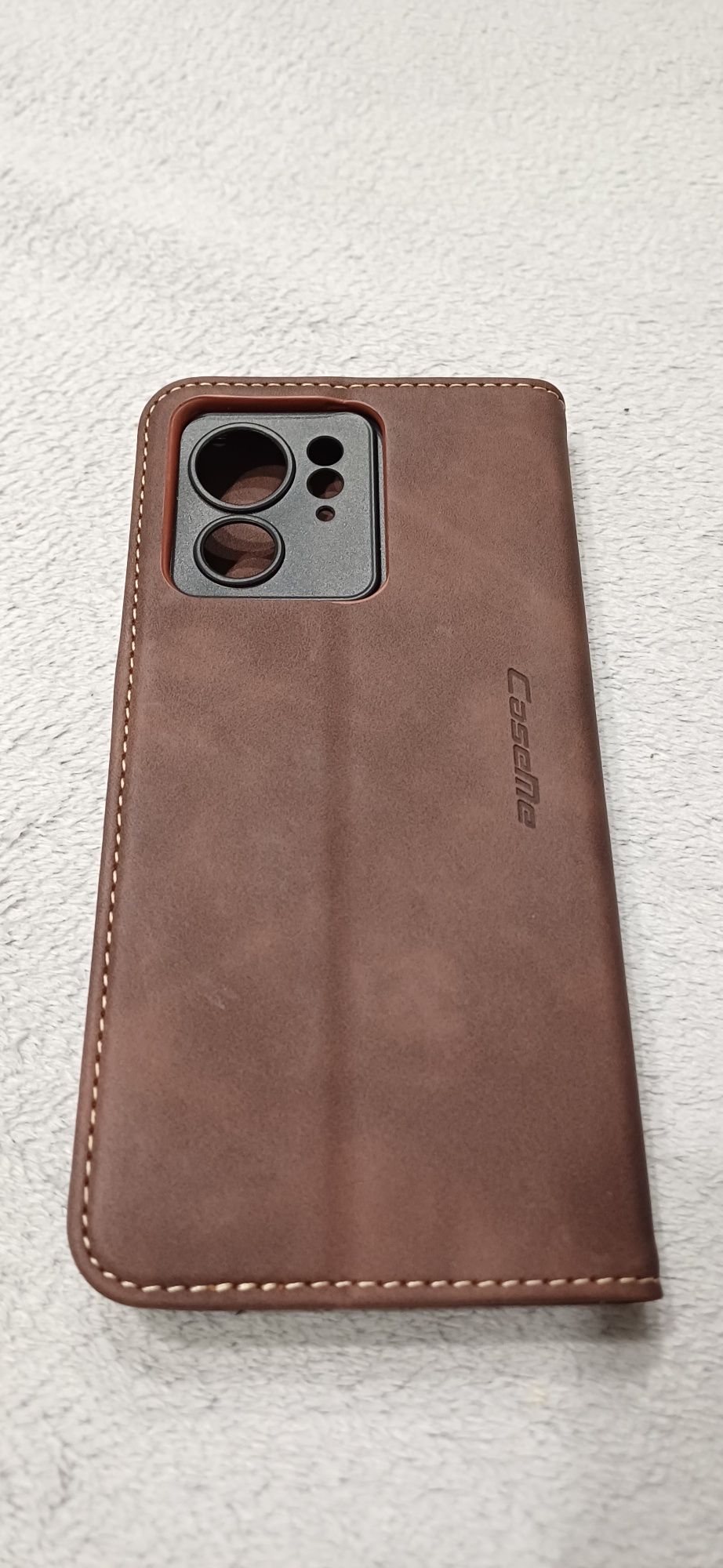 Nowe Etui Caseme z klapką do Motorola  Edge 40