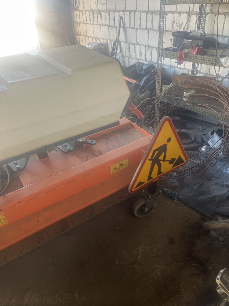 Zamiatarka Agata 1600 pronar