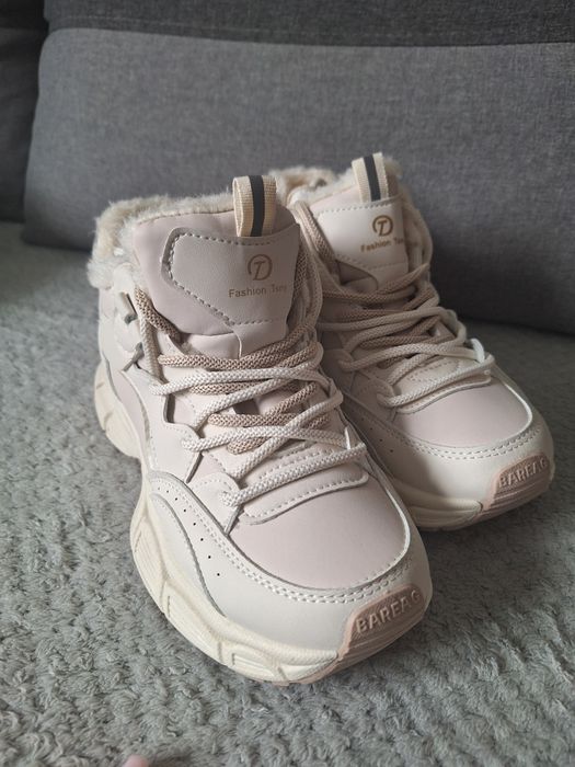 Кросівки зимові, ботінки, черевики, чоботи