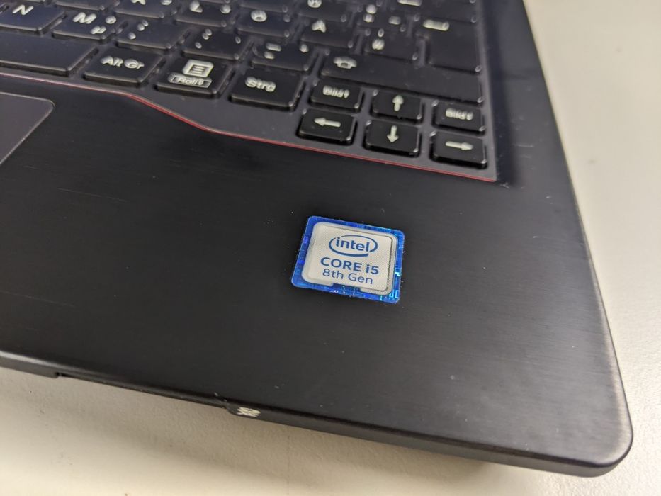 Ноутбук Fujitsu U729  intel i5 8265 3.0Ghz         8Gb/256Gb nvme