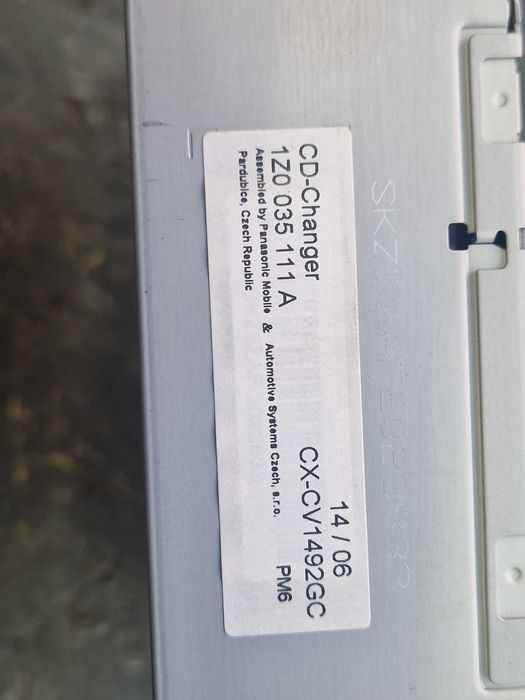 Zmieniarka Vw Audi Seat Skoda 1Z0.035.111.A