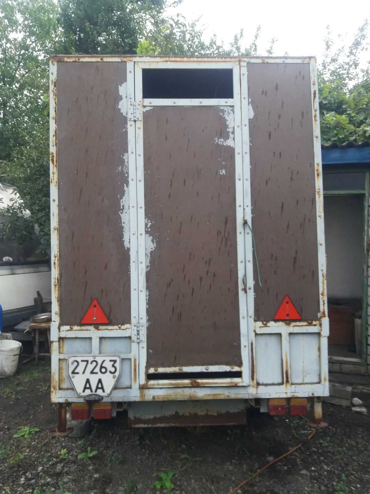 Прицеп легковой.