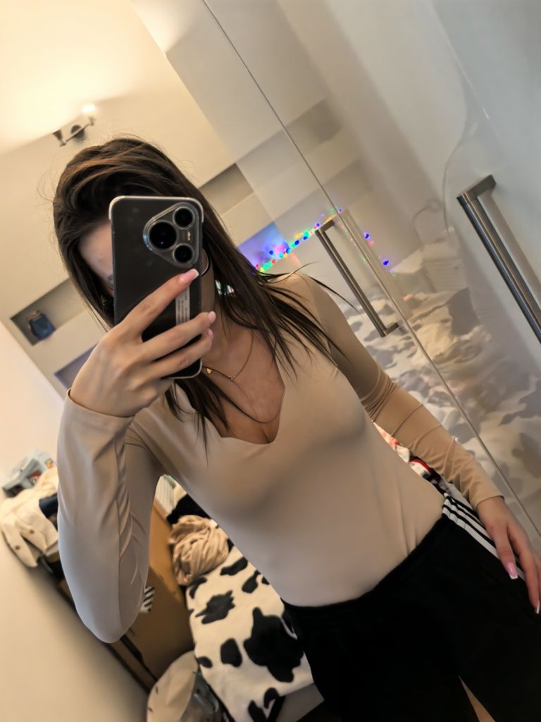 Body cieliste beżowe śliski materiał