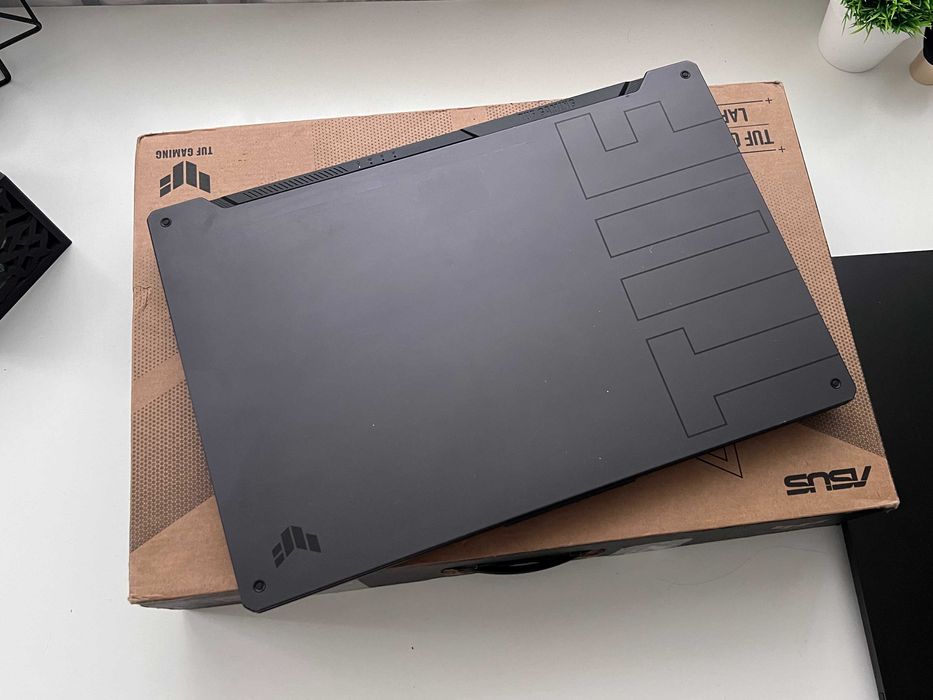 17 экран! Игровой ноутбук Asus TUF Gaming F17