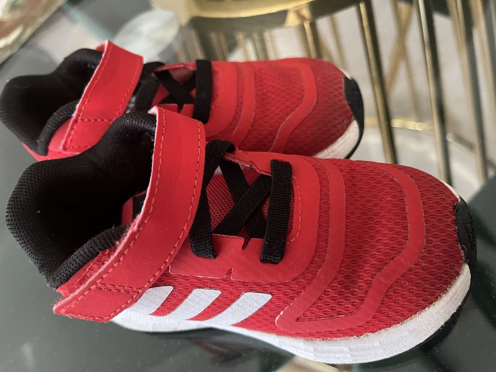 Adidas Lightmotion 22