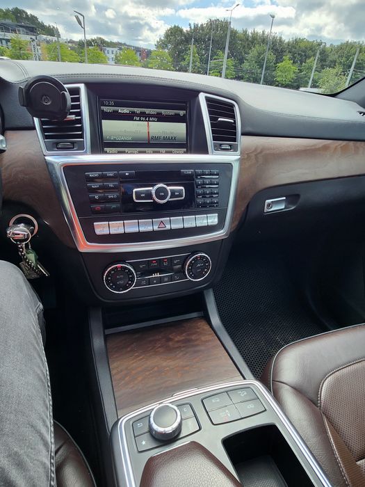 Mercedes Gl 2013 rok 7 miejsc