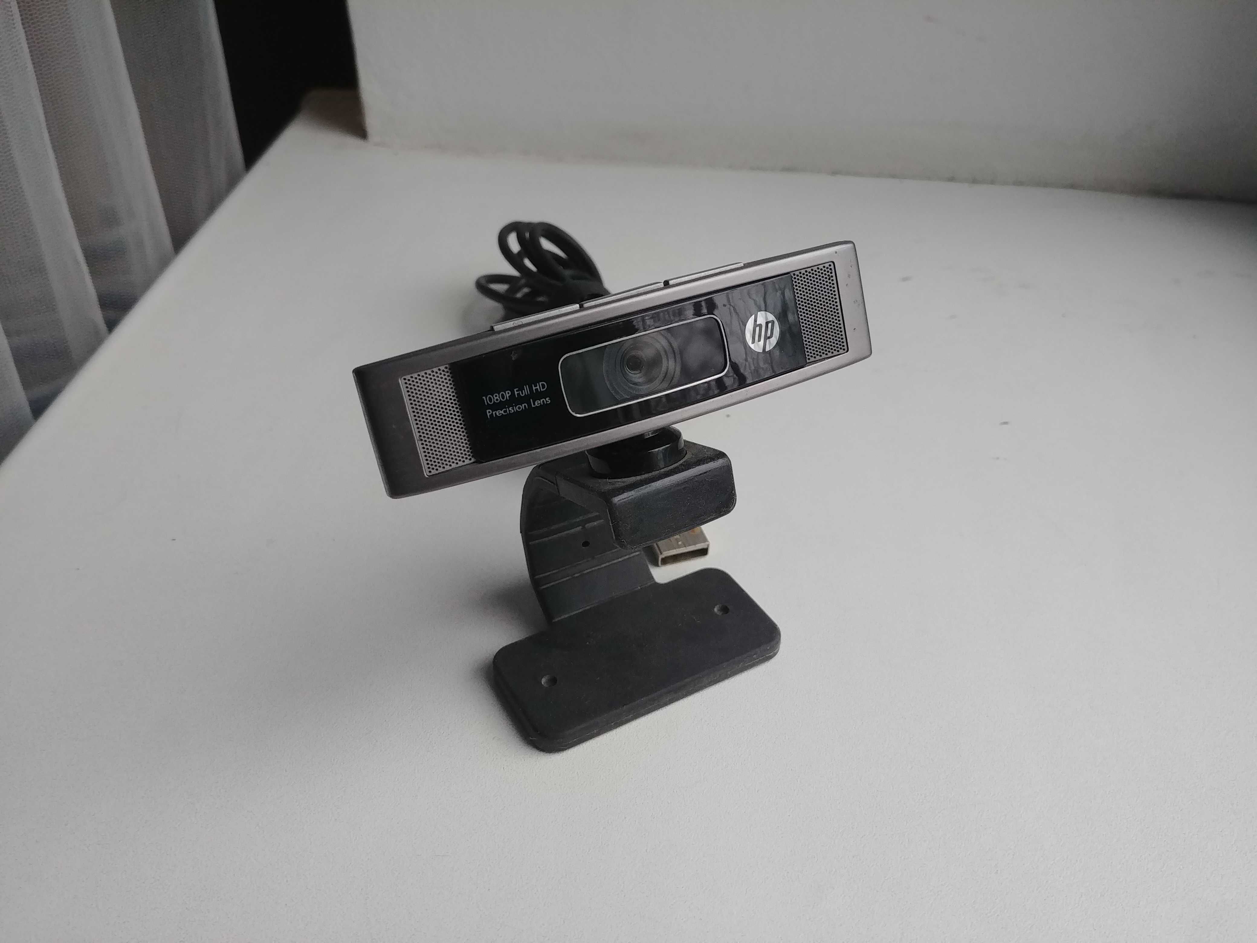 FullHD вебкамера HP Webcam HD-5210 стерео микрофон