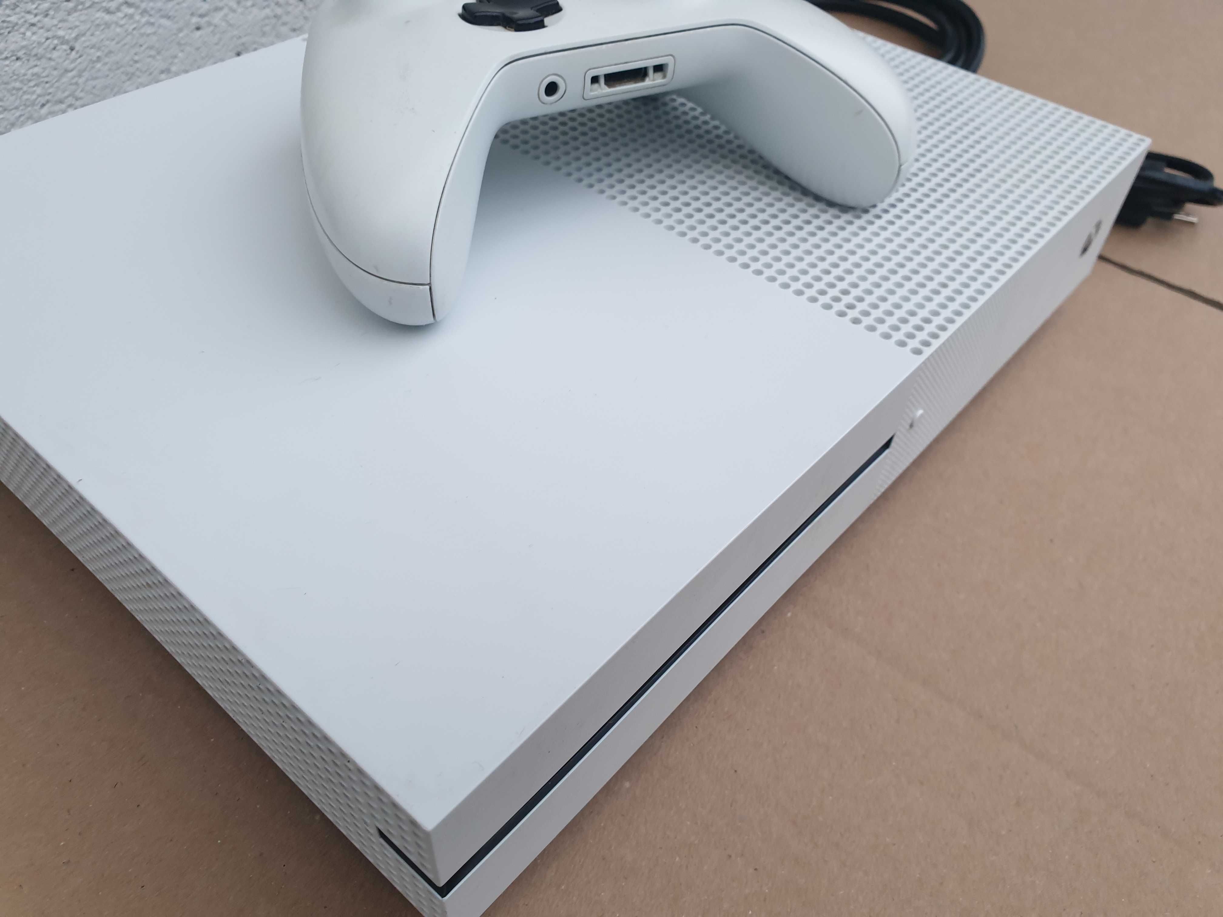 Konsola Xbox One S 1TB