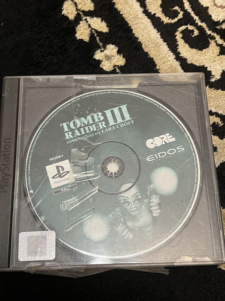 Gra na playstation Tomb Raider 3