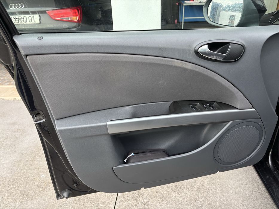 Conjunto de Bancos SEAT LEON 1P1 + forras portas