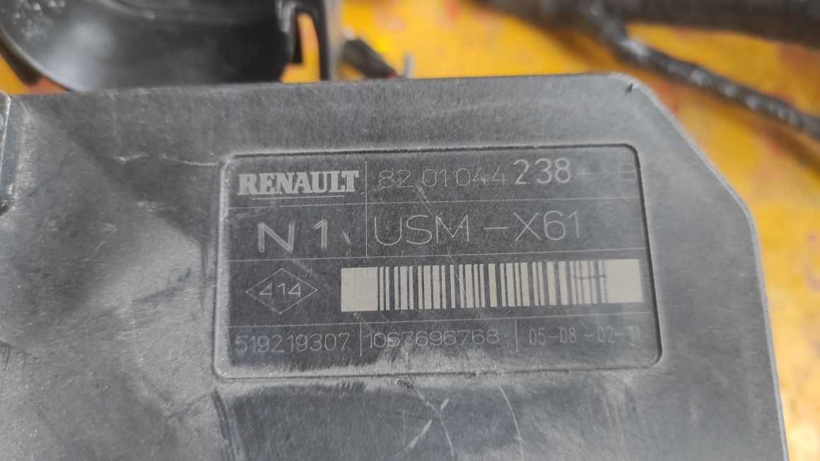 Sprzedam do reanult Kangoo ii uch bsi sterownik świateł
