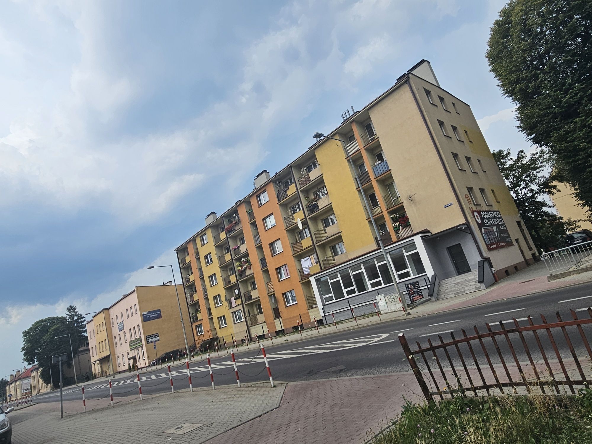 Lokal handlowo-usługowy 260 m2 w Jaśle