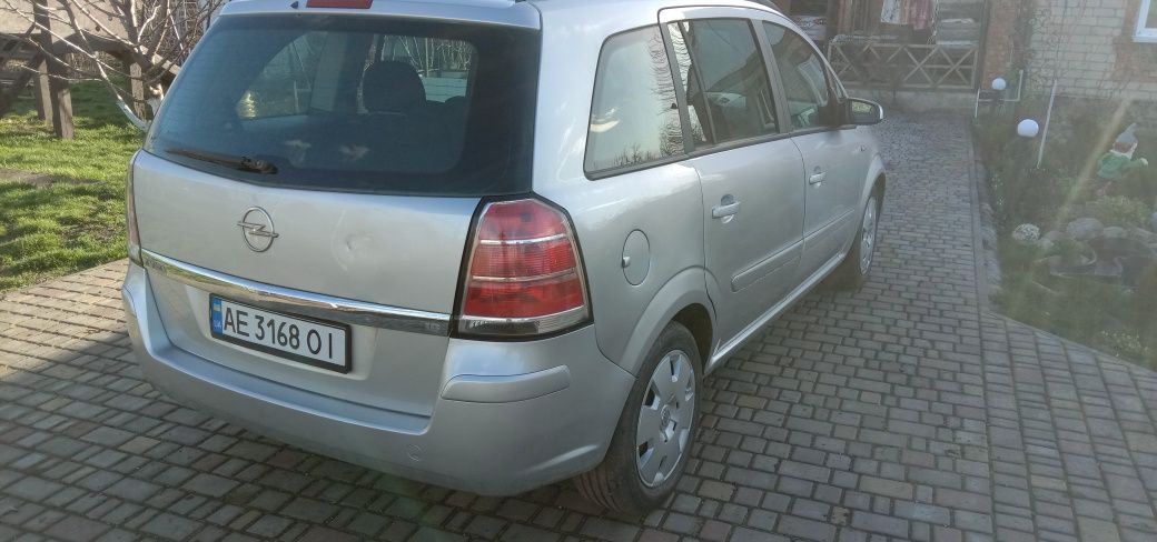 Продам OPEL Zafira B