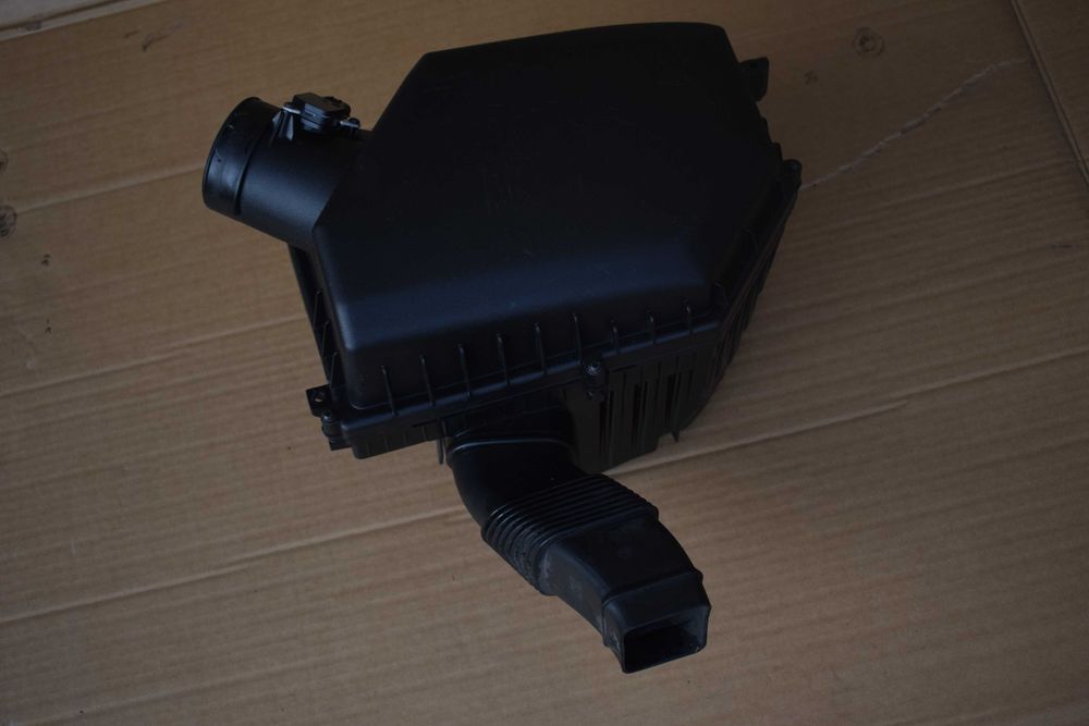 OBUDOWA FILTRA POWIETRZA Volvo S60 II V60 2.0 d3 15r. 313.19684