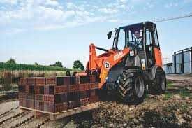 Ładowarka Miniładowarka Mini Ładowarka AVANT ATLAS AR40 3500KG WYNAJEM