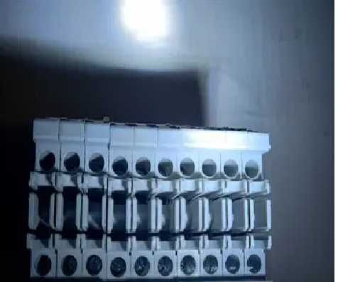 Клемники на DIN-рейку (оригінал)