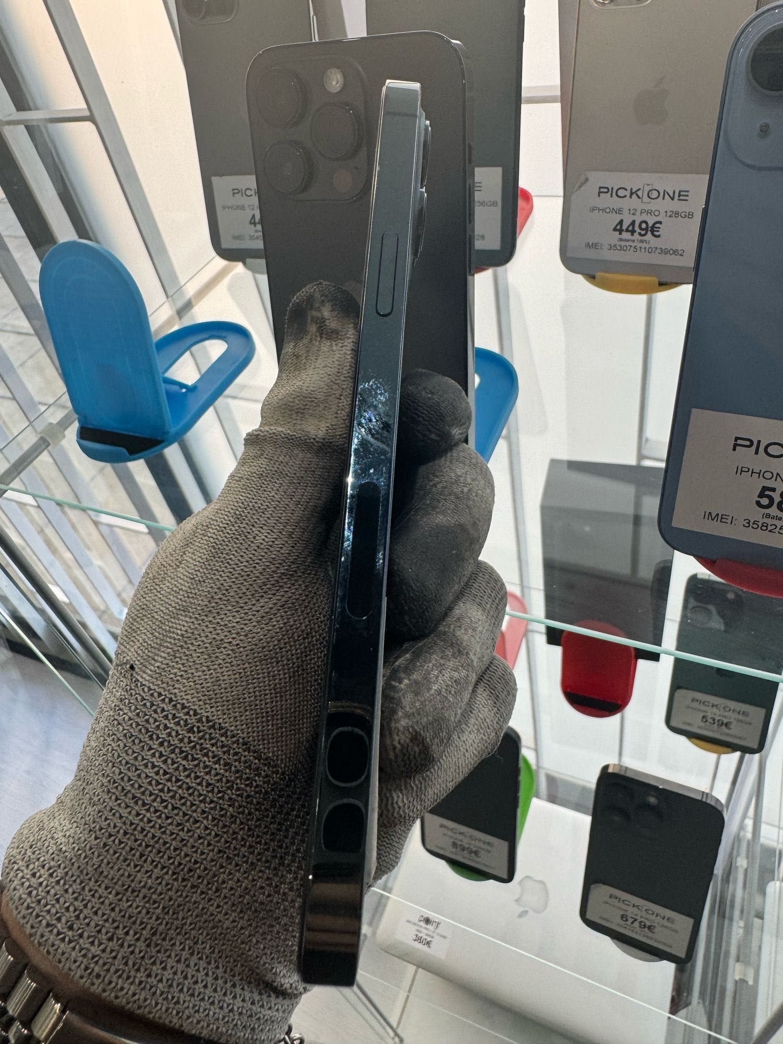 iPhone 12 Pro Max Grade A - Pickonephone