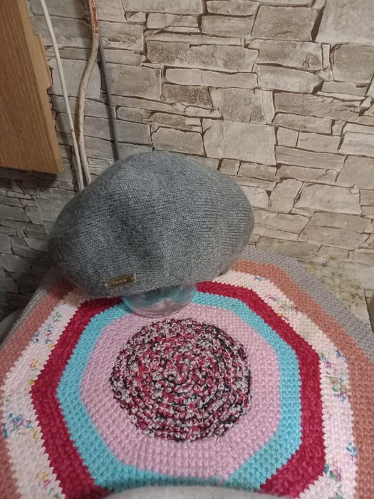 Продам шапка берет