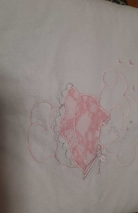 Vendo manta bebe bordada