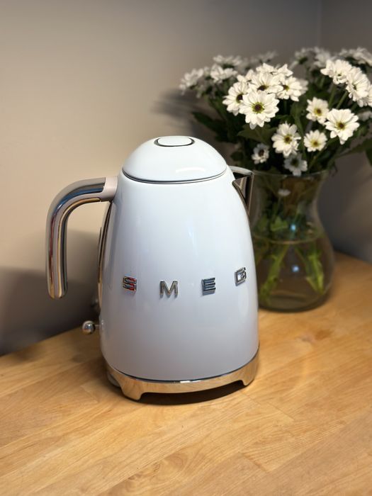 Czajnik Smeg 1,7 l KLF03,niebieski