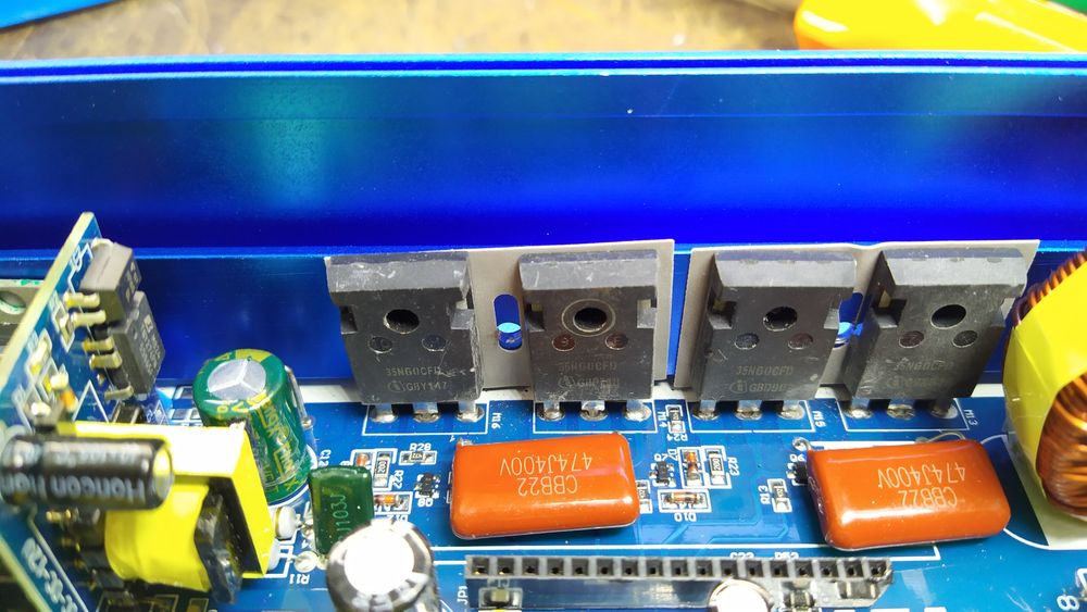 Ремонт/діагностика сонячних інверторів Altek Axioma PowMr Must Easun