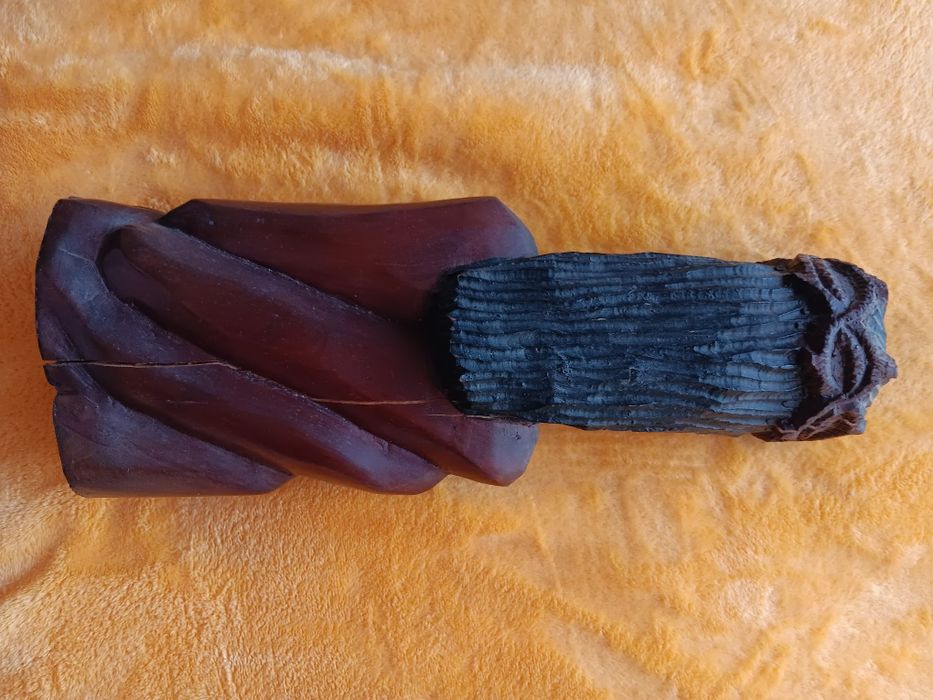 Estatueta Cristo pau preto