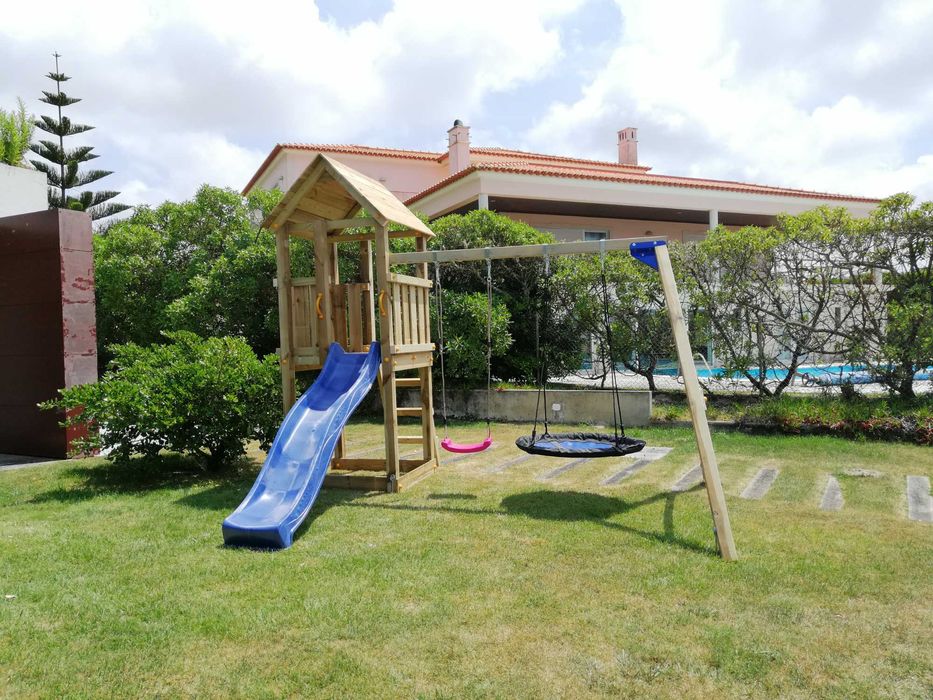 Parque Infantil: Novo - fornecido desmontado (Parque P1 ou P2)