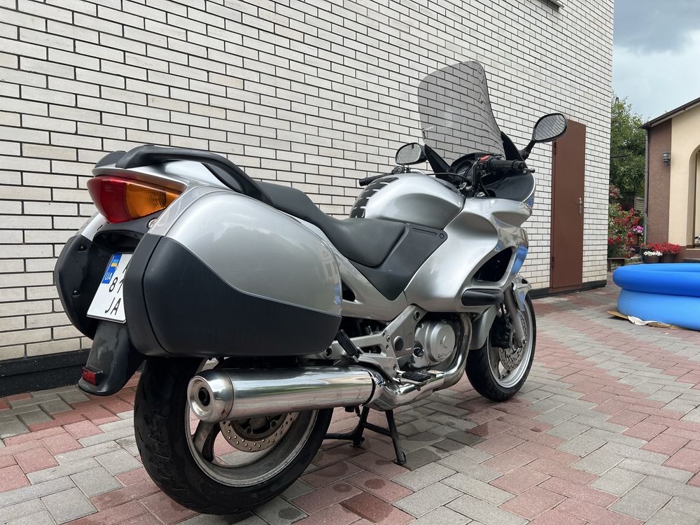 Honda NT 650 V Deauville