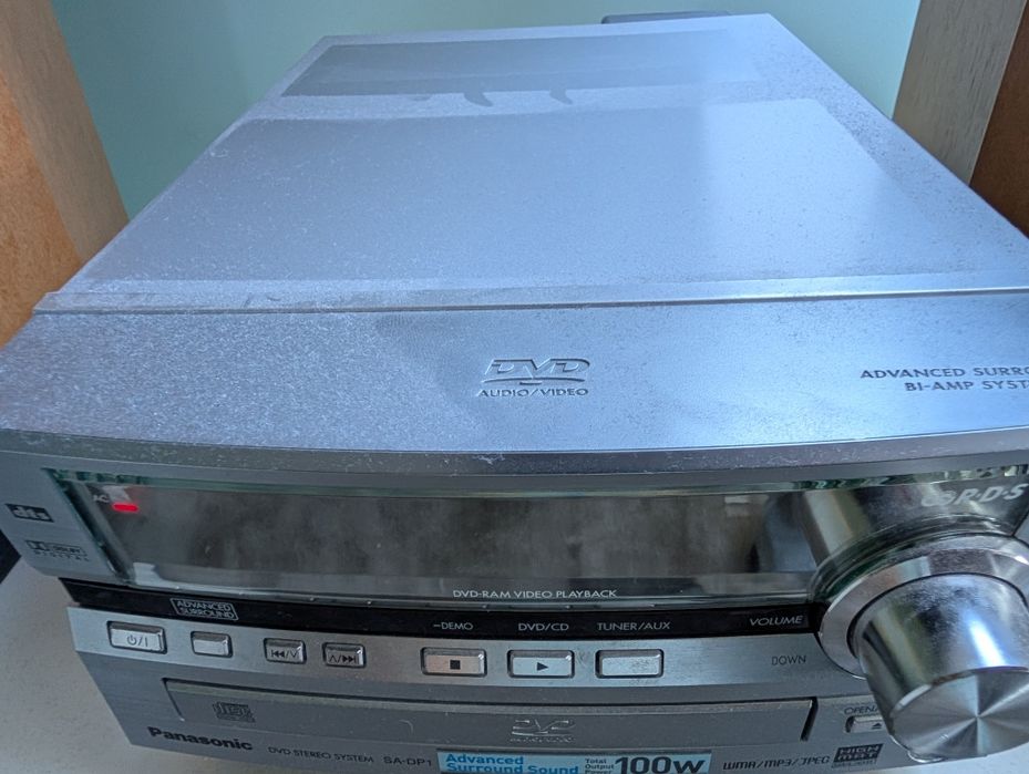 Wieza dvd Panasonic SC-DP1