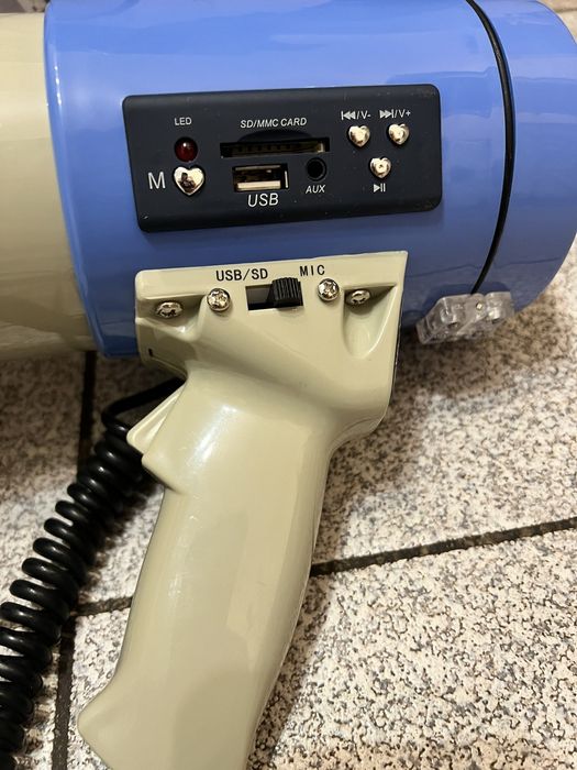 Громкоговоритель рупор орало ручной мегафон GTC 25SRU