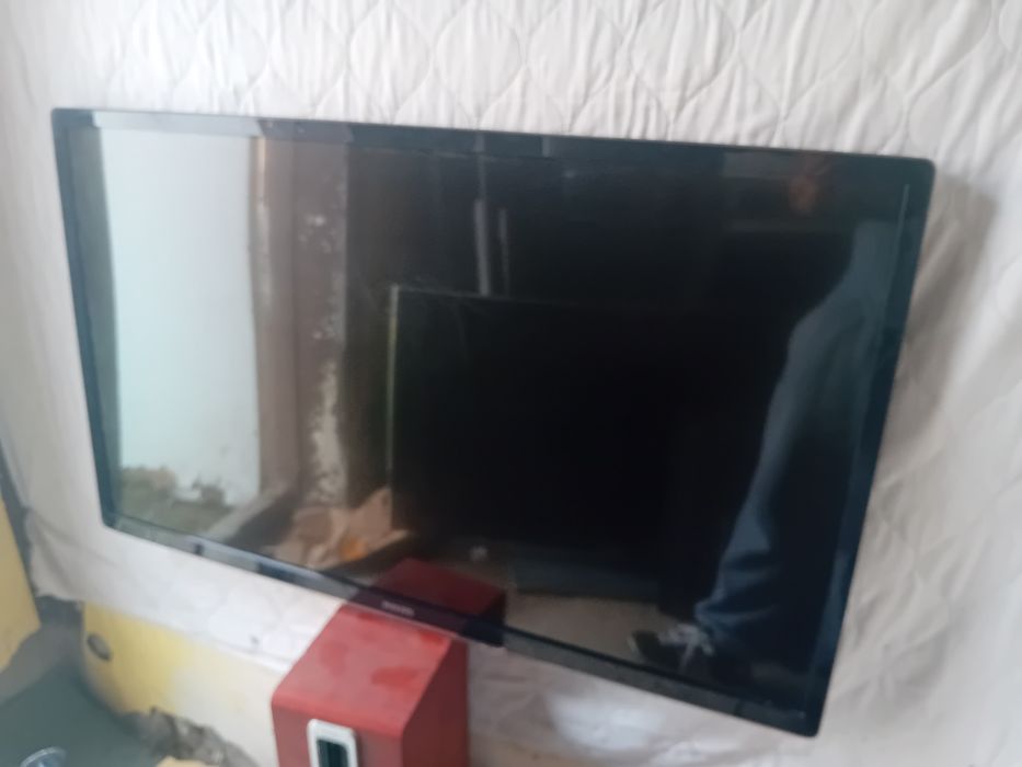 Sprzedam telewizor philips 42 Led