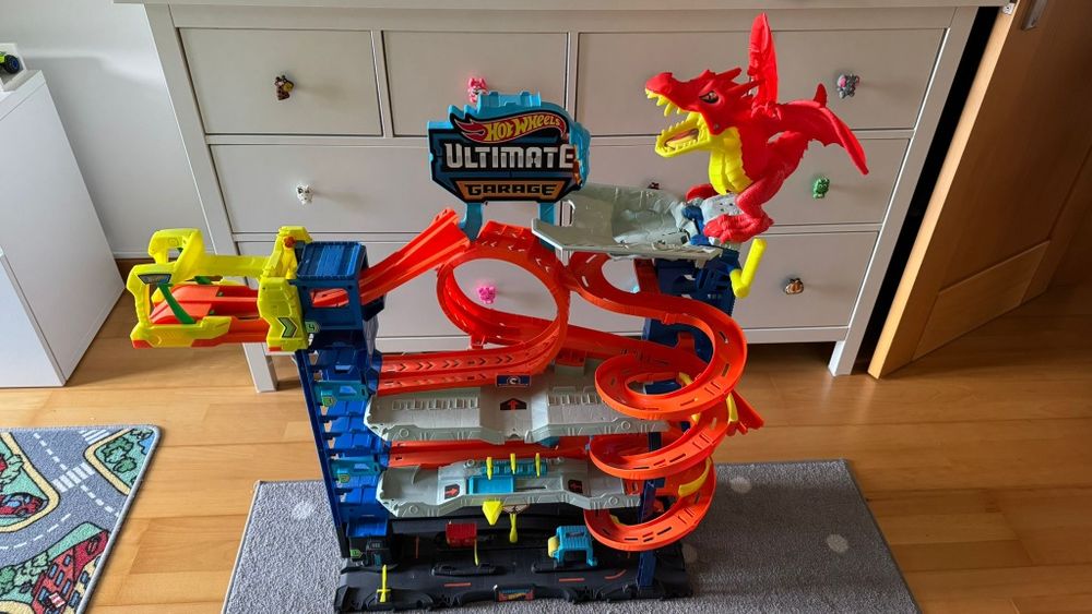 Hot Wheels Ultimate Garage