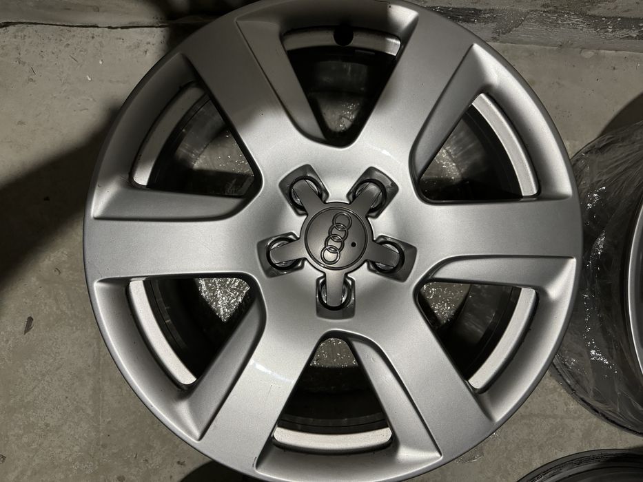 Диски 7,5J*17H2 на автомобіль