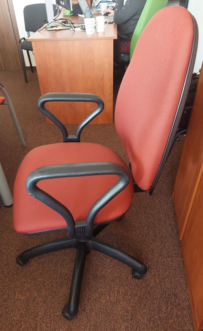 Krzesło biurowe Nowy Styl, fotel