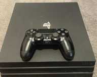 Vendo ps4 Pro 1T com 8 jogos